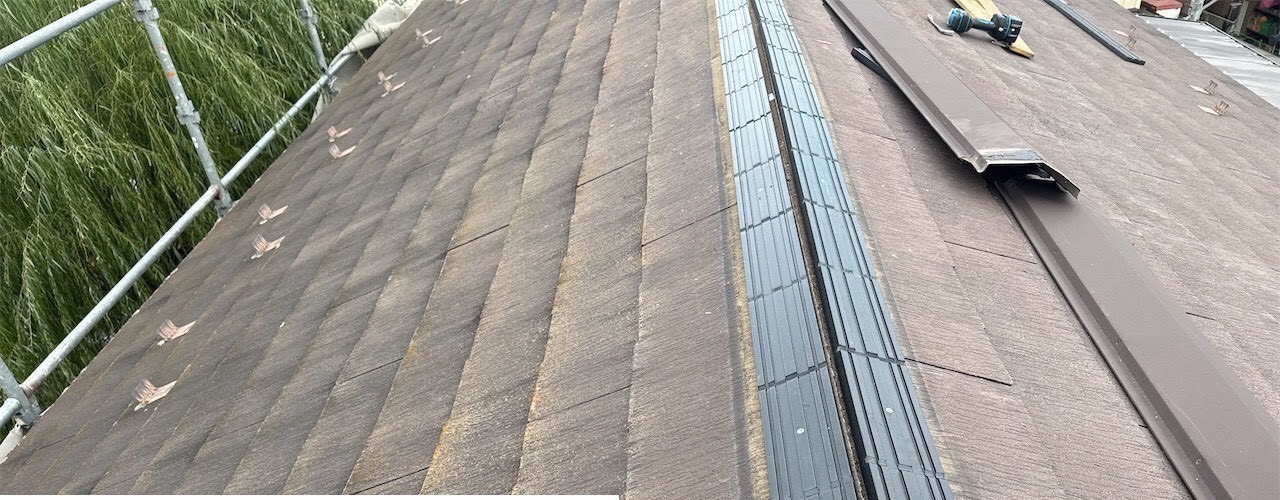 屋根の下葺き施工写真